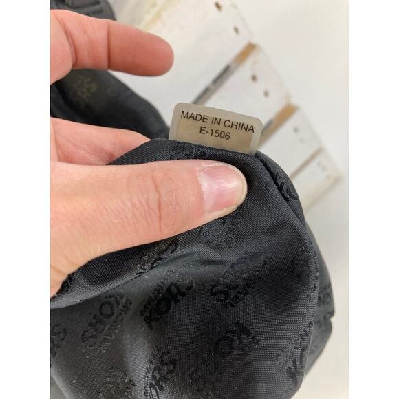 MICHAEL KORS, LARGE BLACK PEBBLED LEATHER SHOULDER BAG - Picture 12 of 16